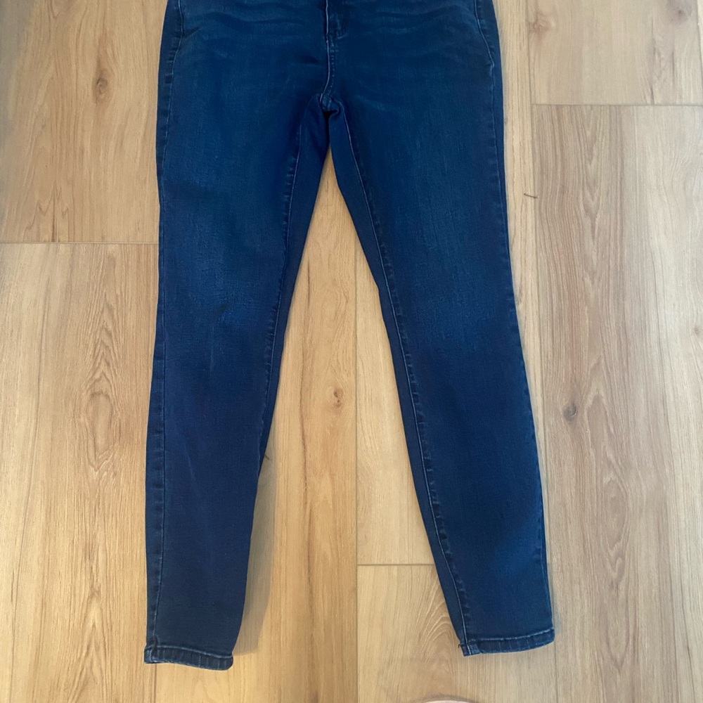 Vineyard Vines Dark Indigo Skinny Jeans